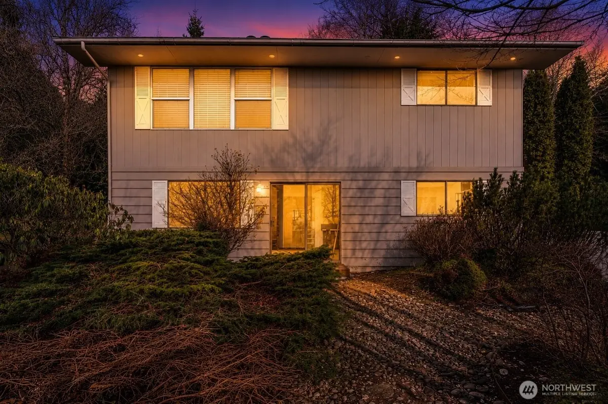 209 W Chenault Avenue, Hoquiam, WA 98550 - #1