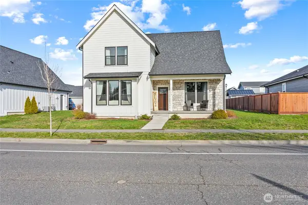 1713 Aaron Drive, Lynden, WA 98264