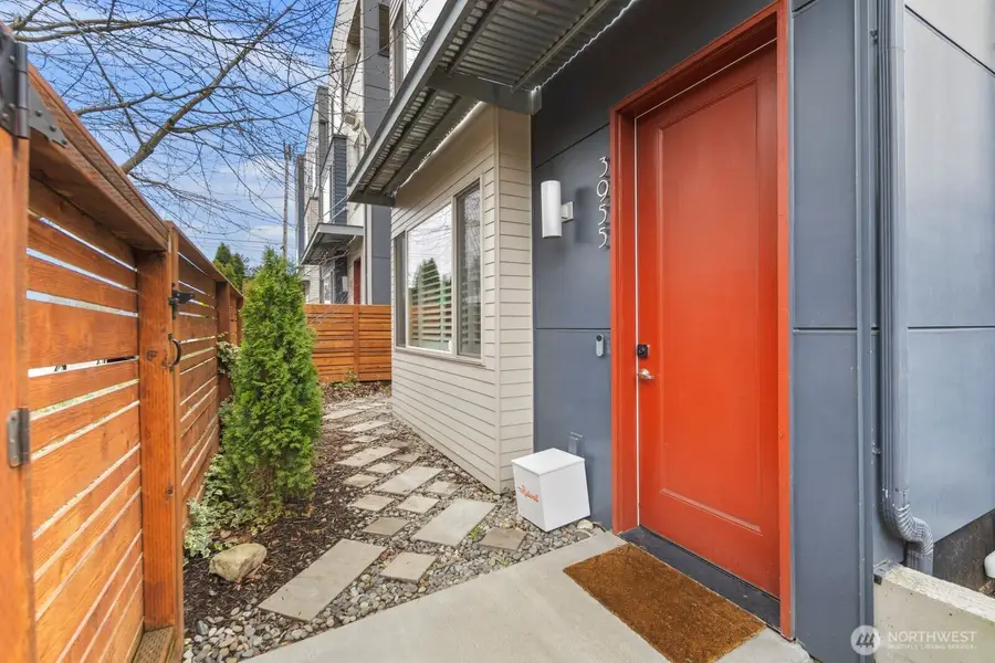 3955 SW Oregon Street, Seattle, WA 98116 - #3