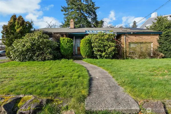 8039 36th Avenue S, Seattle, WA 98118