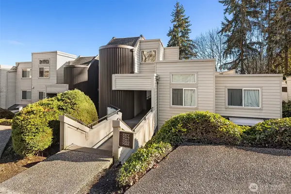 7381 Old Redmond Road #221, Redmond, WA 98052