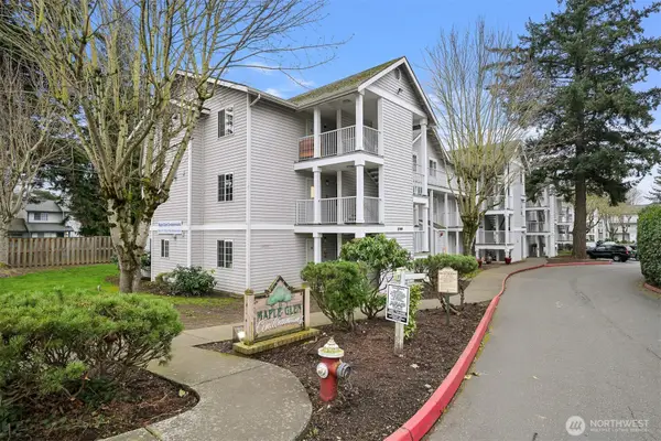 2709 W Maplewood Avenue #201, Bellingham, WA 98225
