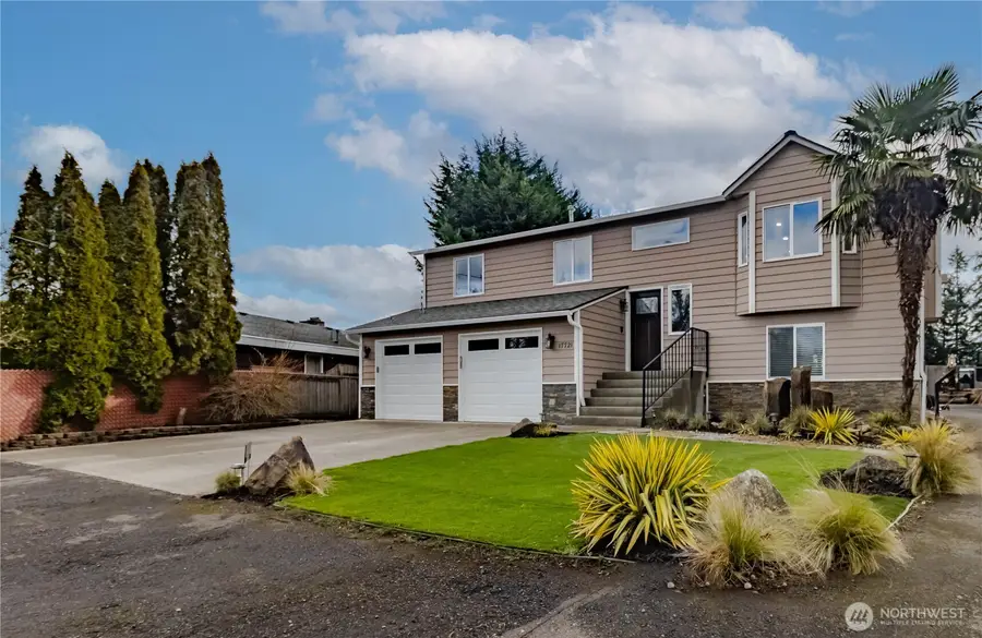17721 SE 261st Street, Covington, WA 98042 - #2