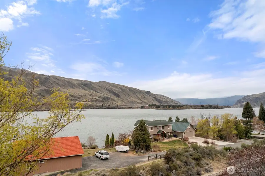7491 Pot O Gold Lane, Wenatchee, WA 98801 - #3
