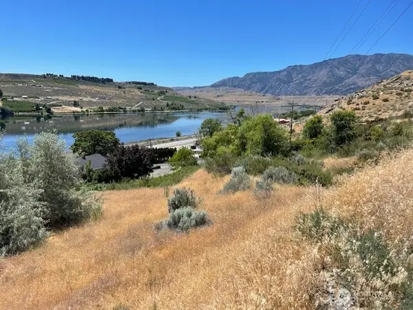 31 Osprey Nest Road #2, Pateros, WA 98846