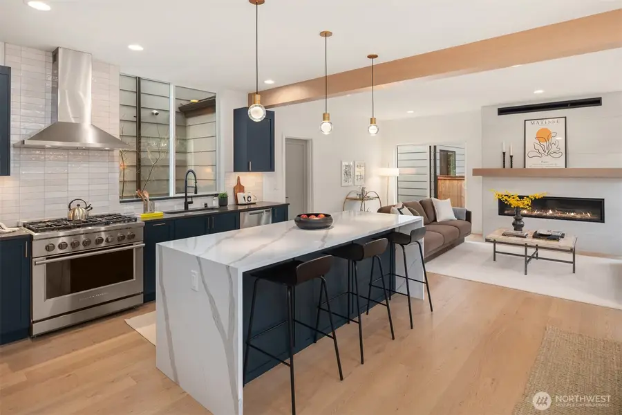 328 NE 91st Street, Seattle, WA 98115 - #2