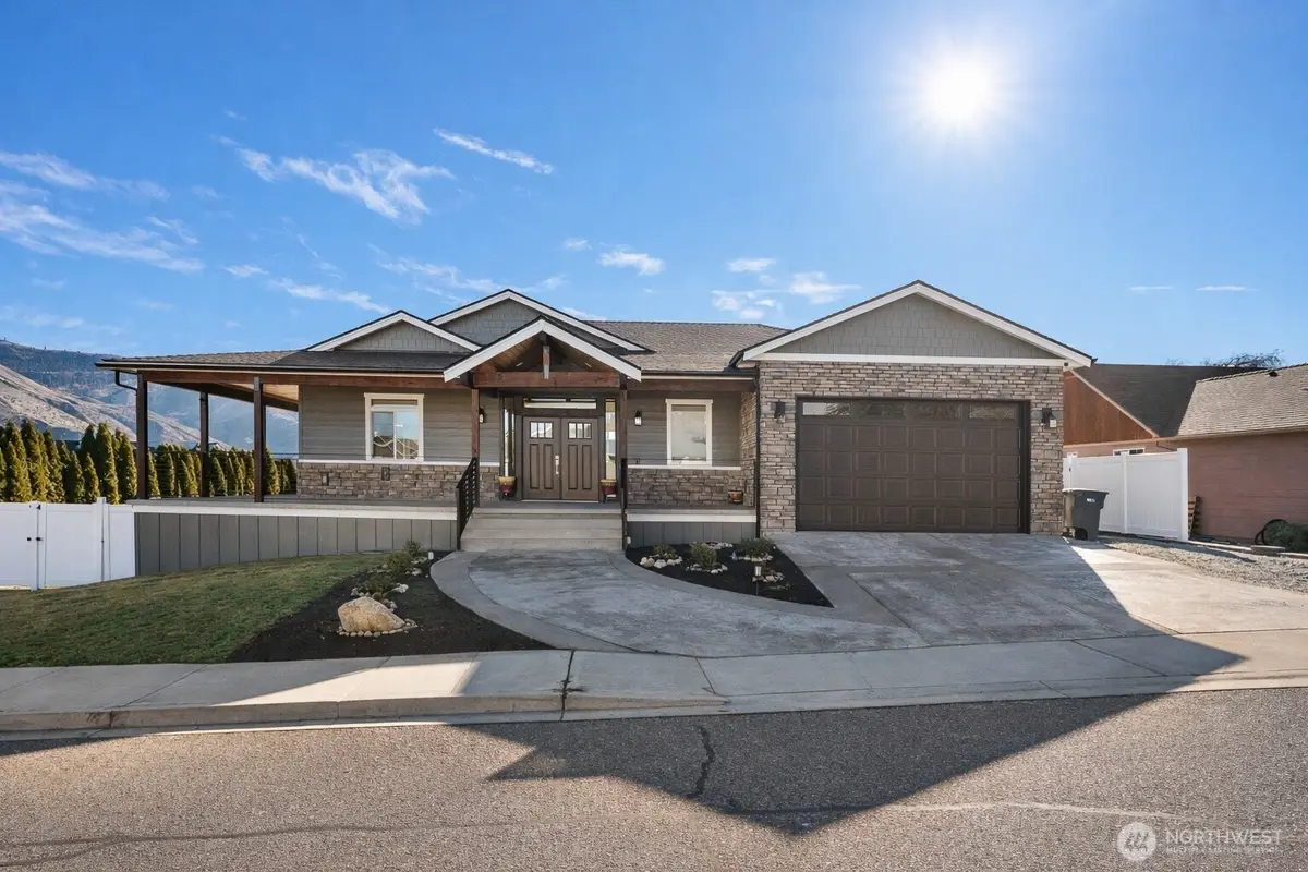 1038 Crest Loop, Entiat, WA 98822 - #1