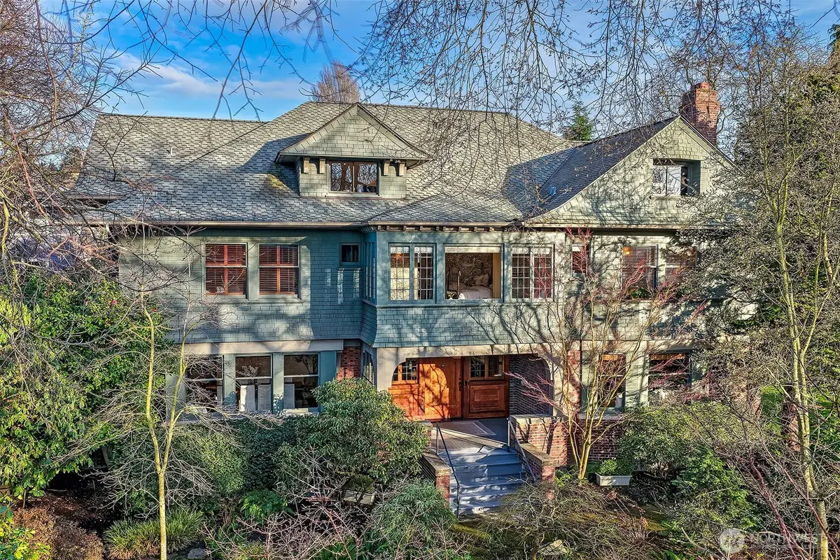 942 Harvard Avenue E, Seattle, WA 98102 - #1