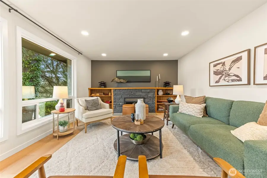 2604 NE 82nd Street, Seattle, WA 98115 - #3