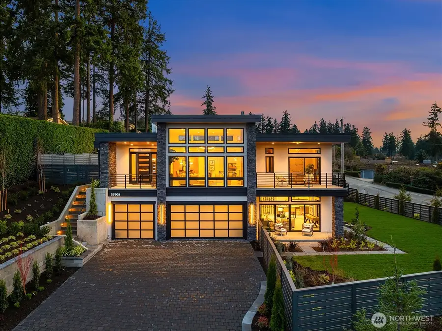 9607 NE 30th Place, Clyde Hill, WA 98004 - #2