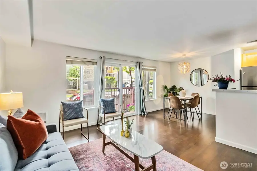 3661 Phinney Avenue N #208, Seattle, WA 98103 - #3