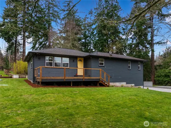 11009 Asta Lane Sw, Vashon, WA 98070