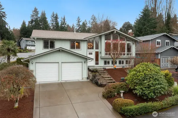 16543 NE 46th Street, Redmond, WA 98052