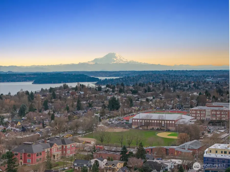 943 23rd Avenue, Seattle, WA 98122 - #2