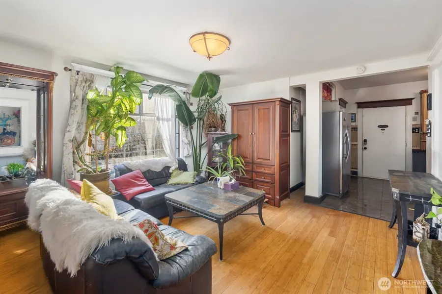 943 23rd Avenue, Seattle, WA 98122 - #3