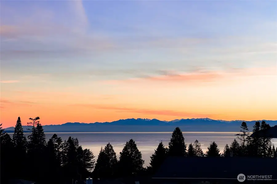 4402 Bryce Drive, Anacortes, WA 98221 - #2