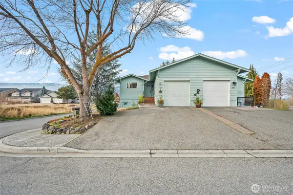 1074 Corum Circle, East Wenatchee, WA 98802