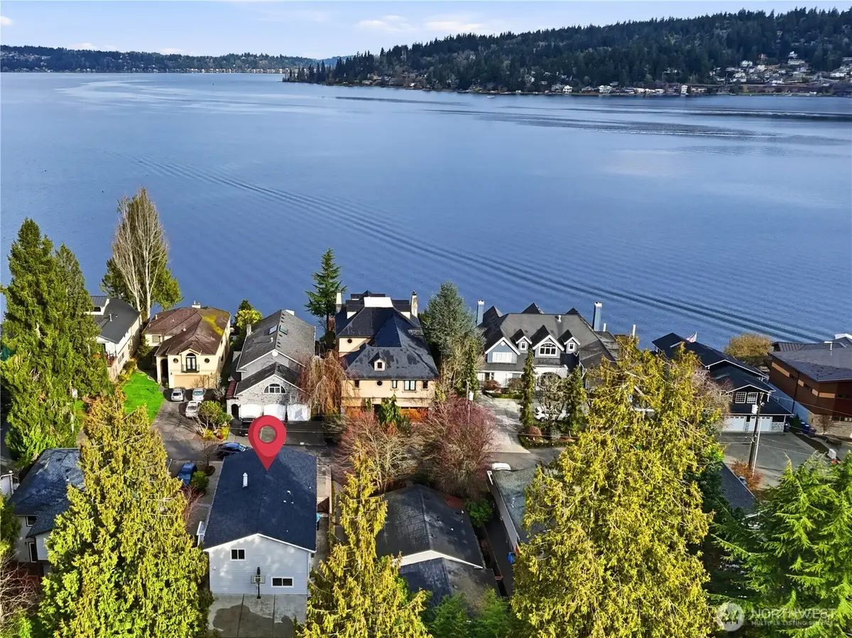 18825 SE 42nd Street, Issaquah, WA 98027 - #1