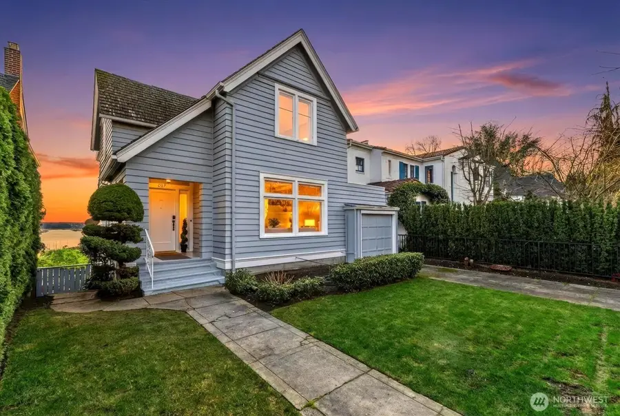 307 W Highland Drive, Seattle, WA 98119 - #2