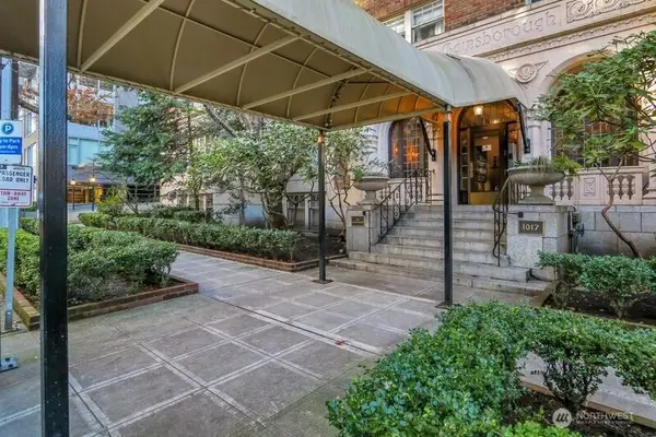 1017 Minor Avenue #1303, Seattle, WA 98104