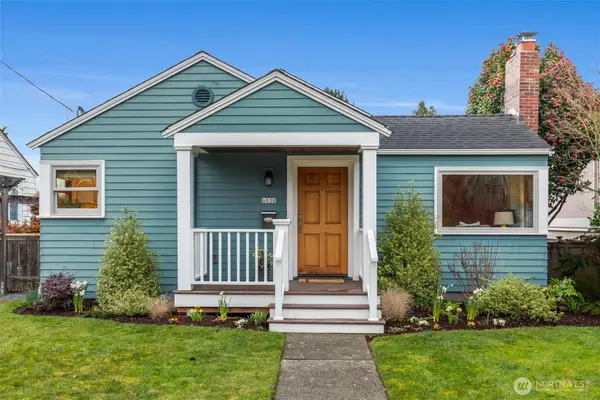 8030 Dibble Avenue Nw, Seattle, WA 98117