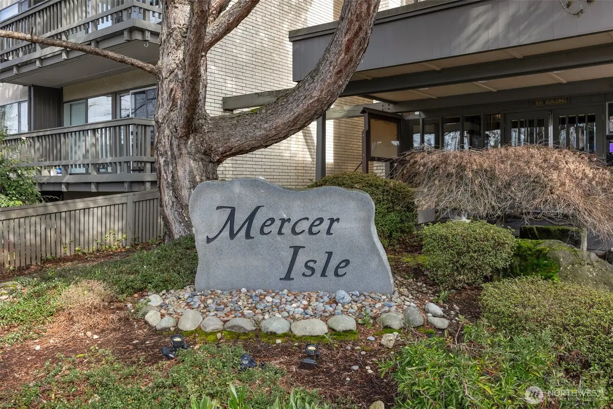 2500 81st Avenue Se #118, Mercer Island, WA 98040 - #1