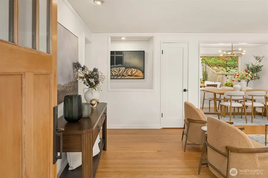 3516 31st Avenue W, Seattle, WA 98199 - #2