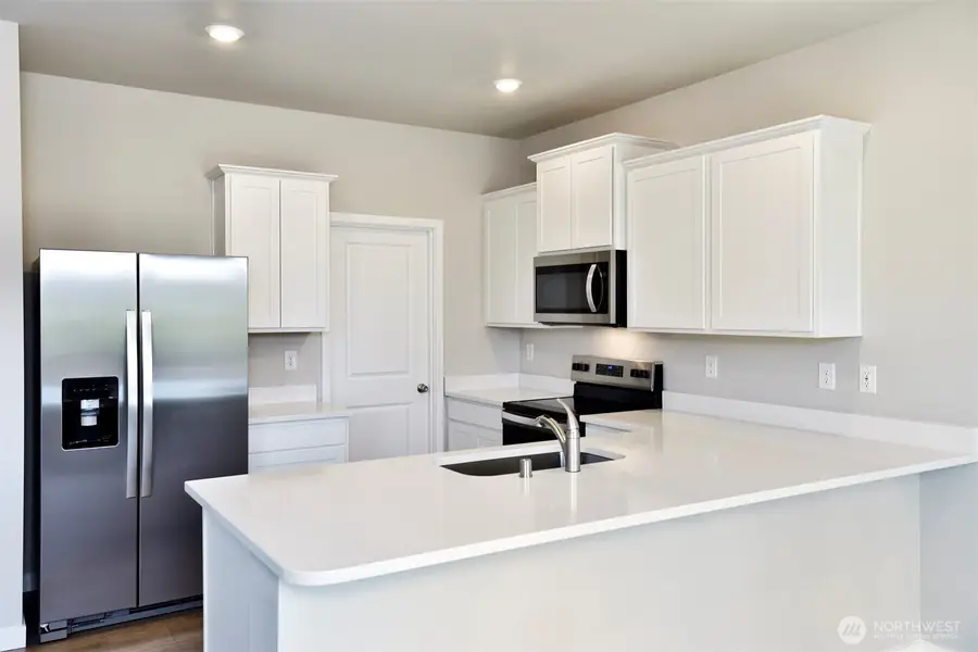 9752 Brown Street Se, Yelm, WA 98597 - #3