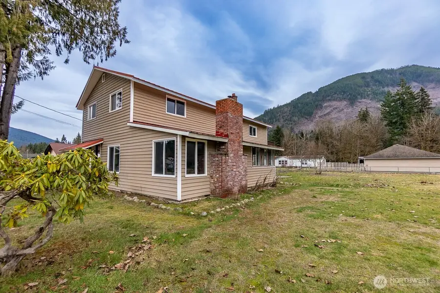 810 Montague Ave Avenue, Darrington, WA 98241 - #2