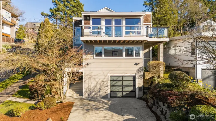 2572 13th Avenue W, Seattle, WA 98119 - #2