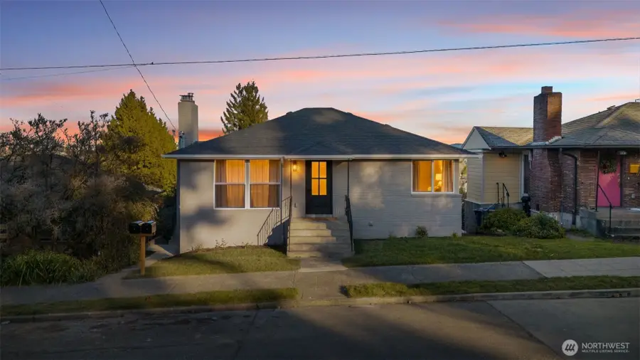 2332 17th Avenue S, Seattle, WA 98144 - #2