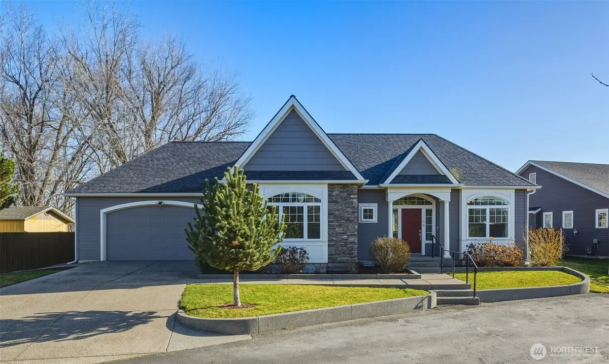 1164 SE Creekside Drive, College Place, WA 99324 - #1