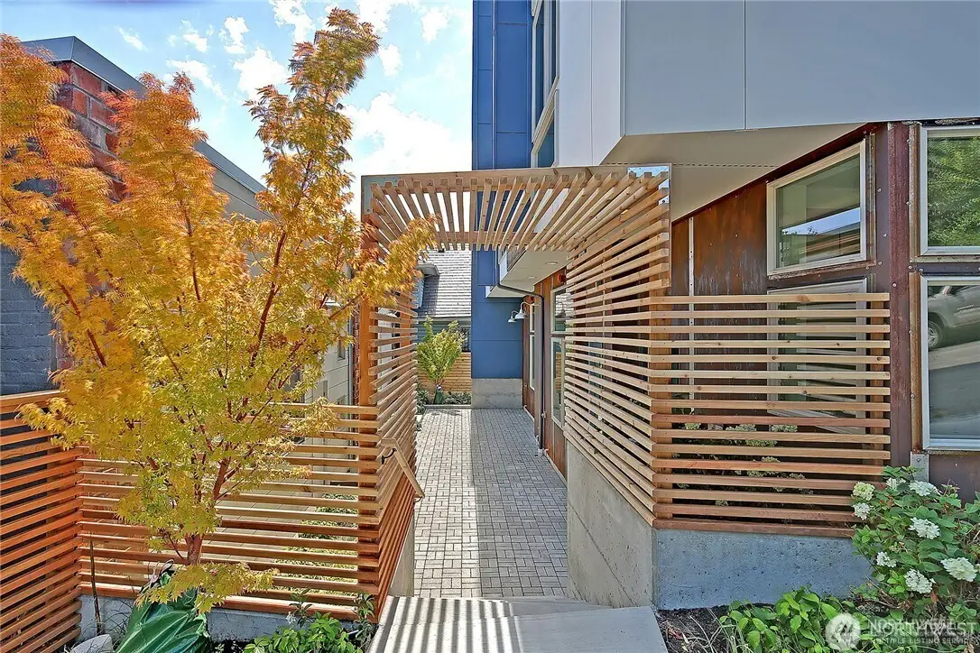 3527 S Oregon Street, Seattle, WA 98118 - #1