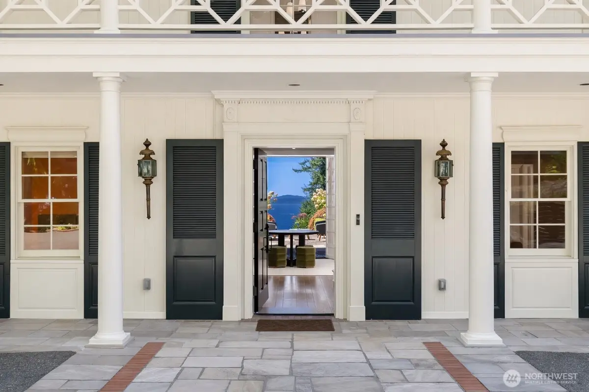 72 Olympic Drive Nw, Shoreline, WA 98177 - #1