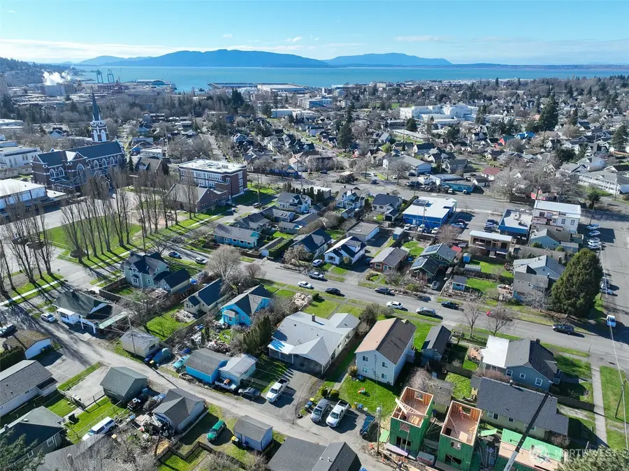 2214 Dean Avenue, Bellingham, WA 98225 - #2