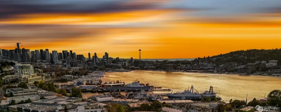 2020 Eastlake Avenue E, Seattle, WA 98102 - #3