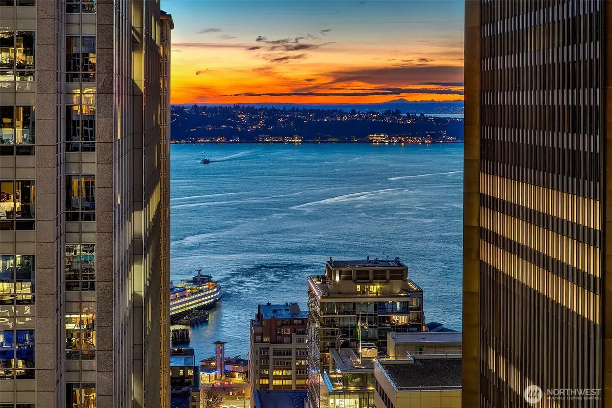 909 5th Avenue #2301, Seattle, WA 98164 - #1