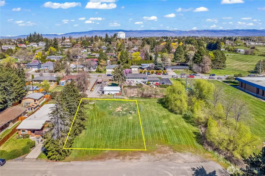 1 E 2nd Avenue, Ellensburg, WA 98926 - #2
