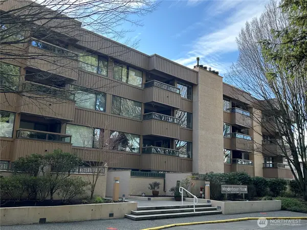 10101 SE 3rd Street #402, Bellevue, WA 98004