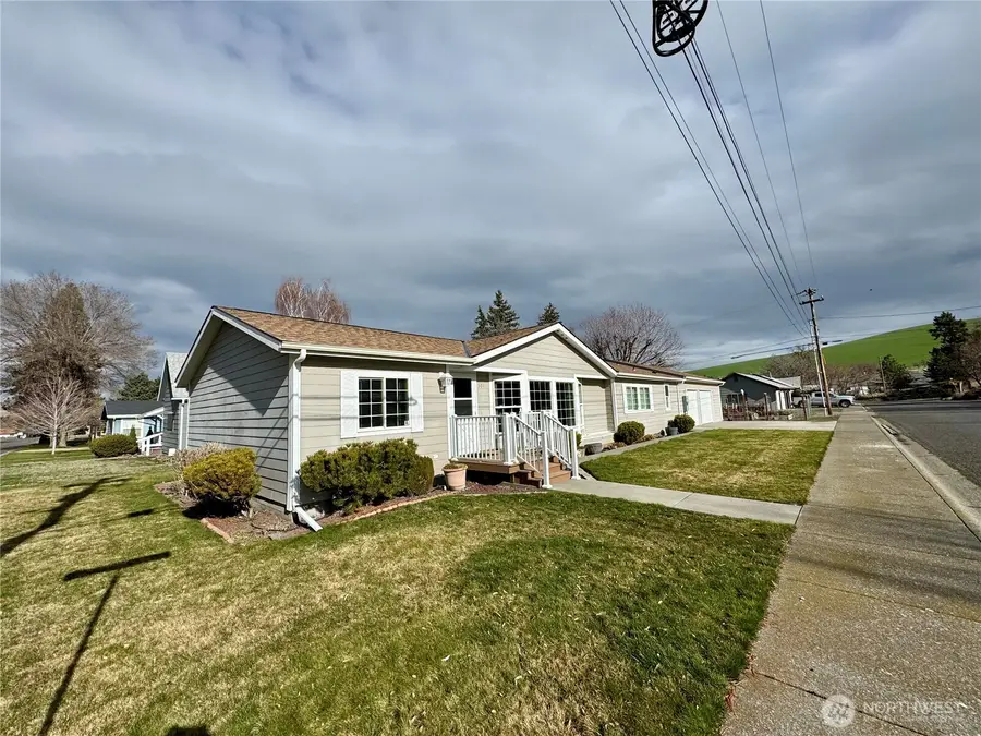 301 E Touchet Street, Dayton, WA 99328 - #3