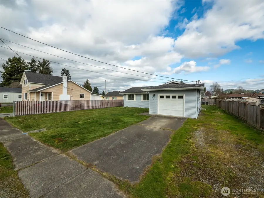 326 S Perkins Street, Buckley, WA 98321 - #3