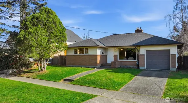 8106 39th Avenue Sw, Seattle, WA 98136