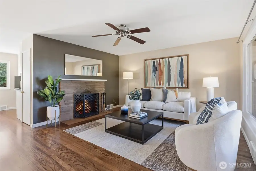 8106 39th Avenue Sw, Seattle, WA 98136 - #3