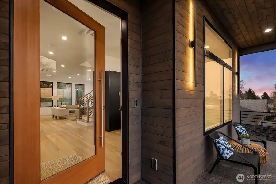 3716 32nd Avenue W, Seattle, WA 98199 - #2