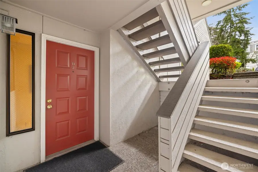 4202 Factoria Blvd Se #D2, Bellevue, WA 98006 - #3