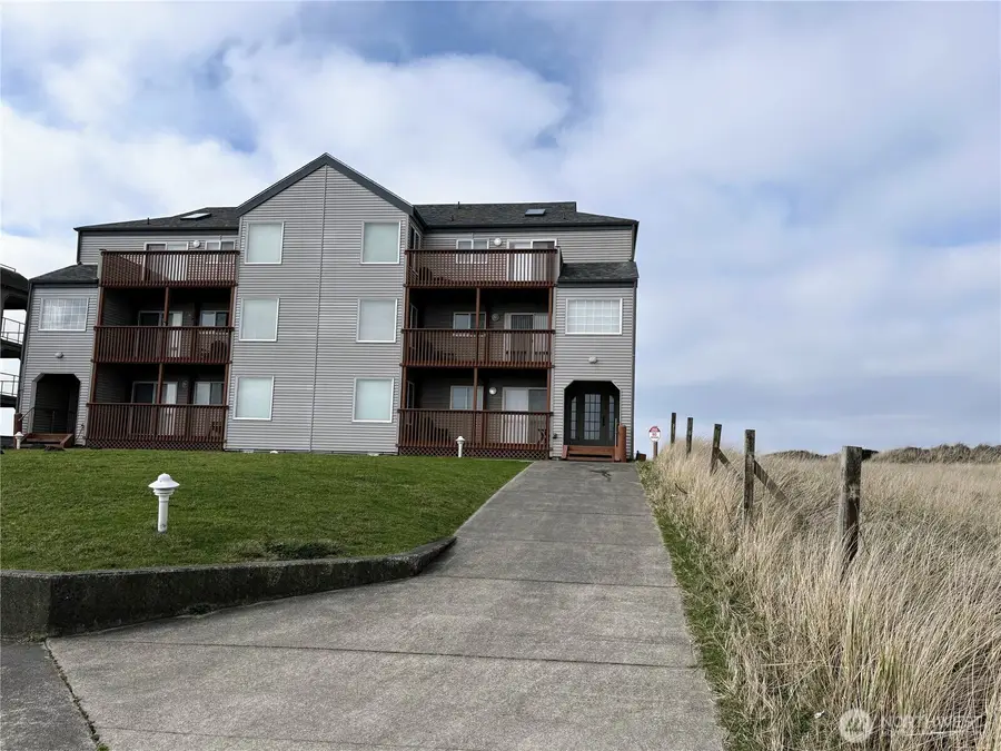 1399 Ocean Shores Boulevard Sw #3N - A, Ocean Shores, WA 98569 - #2