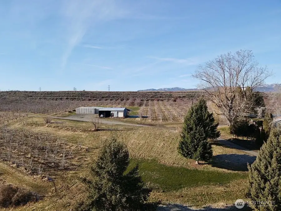 223 Old Riverside Hwy, Omak, WA 98841 - #2