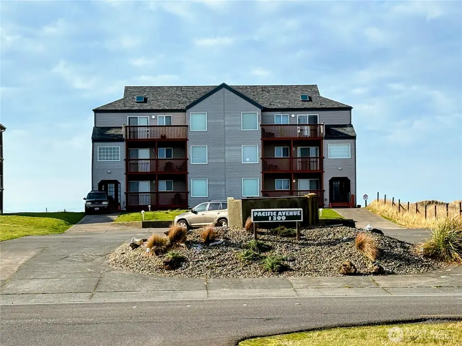 1399 Ocean Shores Boulevard Sw #1N-J, Ocean Shores, WA 98569 - #2