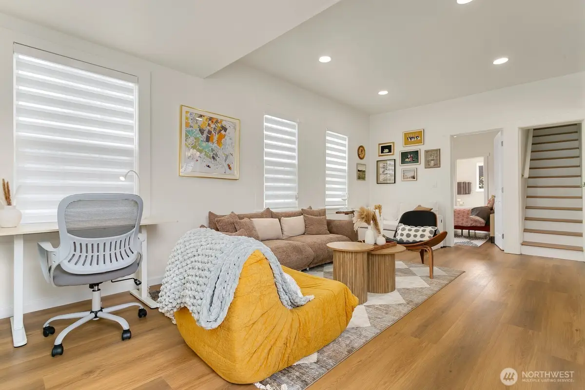 2025 S Ingersoll Pl, Seattle, WA 98144 - #1