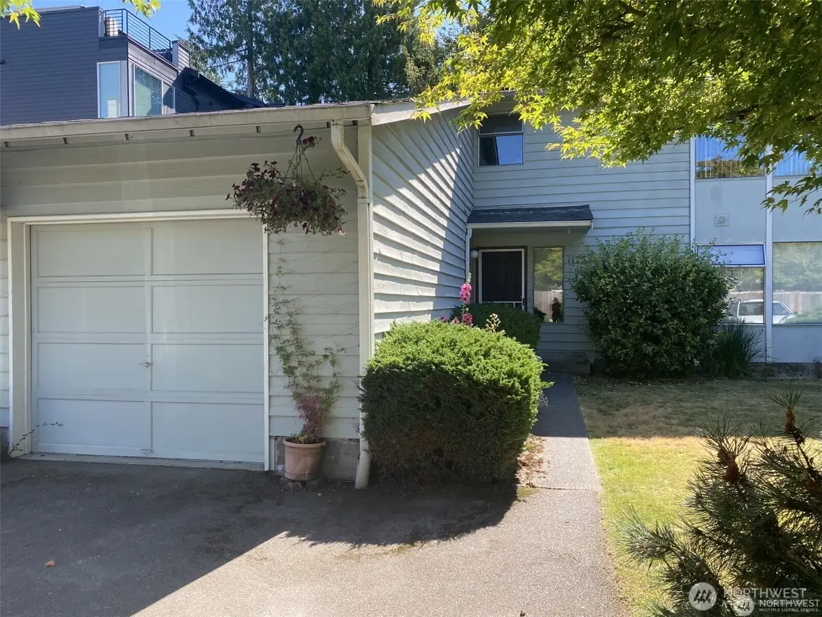 11752 Burke Avenue N, Seattle, WA 98133 - #1